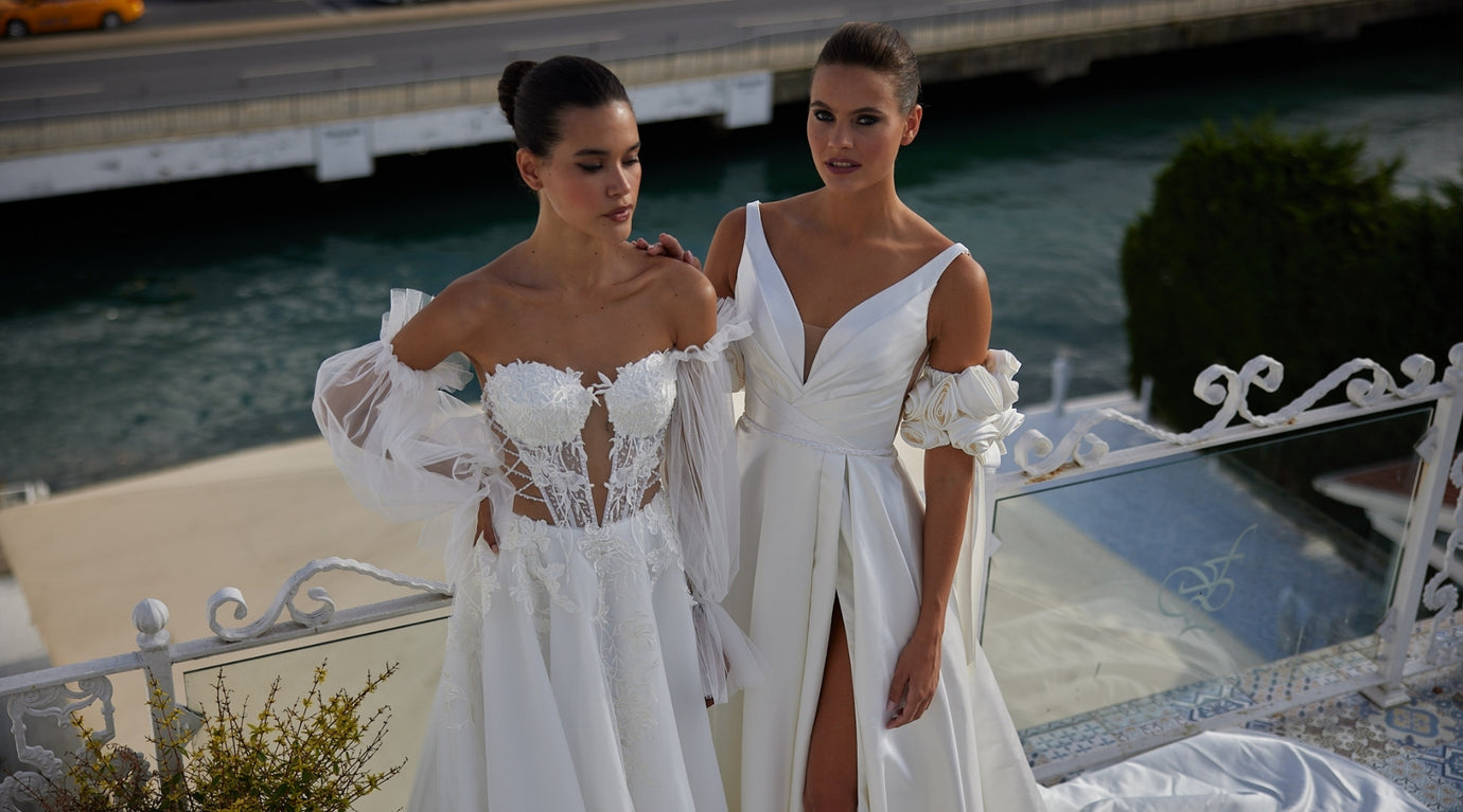 The Best Beach Wedding Dresses  Kısa gelinlik, Düğün modası, Gelinlik