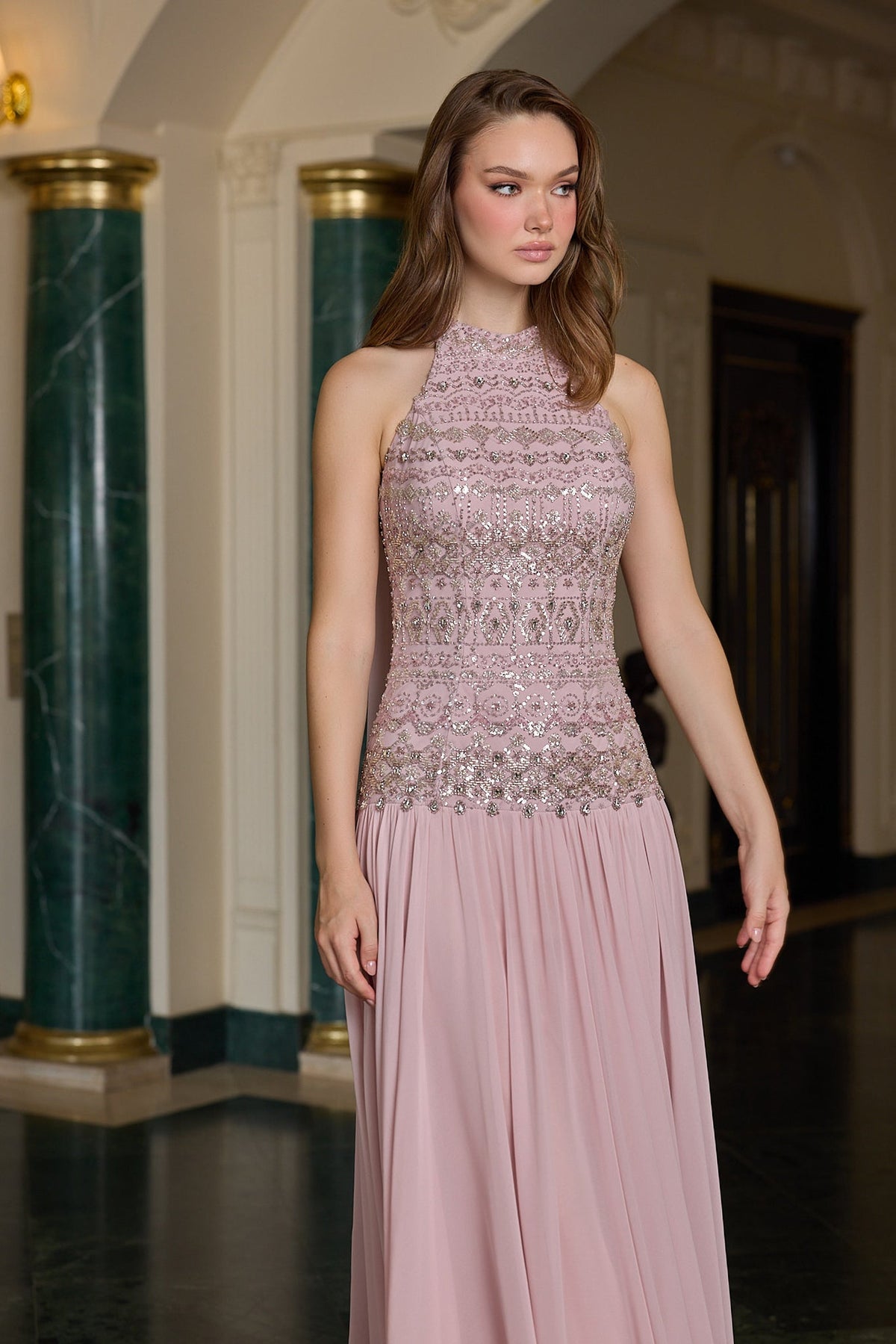 Helena – Halter Yaka İşlemeli Uzun Abiye – ürün görünümü 5